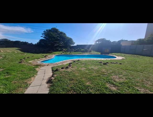 2 BEDROOM APARTMENT FOR SALE IN GOODWOOD CENTRAL